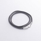 Шелковый серый шнурок с гладкой серебряной застежкой (2мм) 18495 от ювелирного магазина Оникс