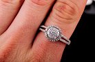 Серебряное кольцо с фианитами 111422 от ювелирного магазина Оникс - 3