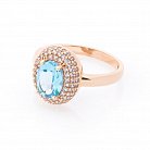 Золотое кольцо с голубым топазом и фианитами к04659 от ювелирного магазина Оникс - 2