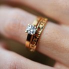 Помолвочное кольцо "Я кохаю тебе" с фианитом (желтое золото) к07962 от ювелирного магазина Оникс - 1