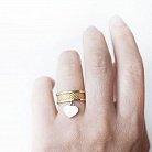 Золотое кольцо с сердечком к03360 от ювелирного магазина Оникс