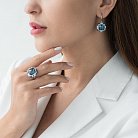 Золотое кольцо с бриллиантами, сапфирами и топазом "Лондон голубой" кб0084A1 от ювелирного магазина Оникс - 1