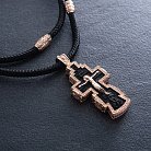 Мужской православный золотой крест из эбенового дерева на шнурке кол02474 от ювелирного магазина Оникс