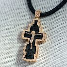 Мужской православный золотой крест из эбенового дерева на шнурке кол02474 от ювелирного магазина Оникс - 1