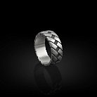 Серебряное кольцо "С принтом шин" 112688 от ювелирного магазина Оникс - 2