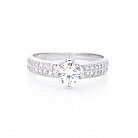 Серебряное помолвочное кольцо с фианитами 112064 от ювелирного магазина Оникс