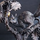 Серебряная фигура ручной работы "Белка с орешком на дереве" сер00018 от ювелирного магазина Оникс - 1